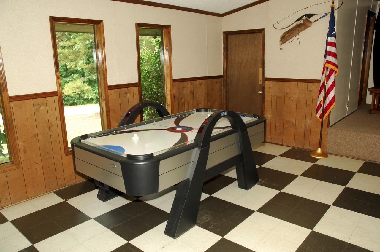 Carolina Landing Camping Resort Cabin 9 Fair Play 外观 照片
